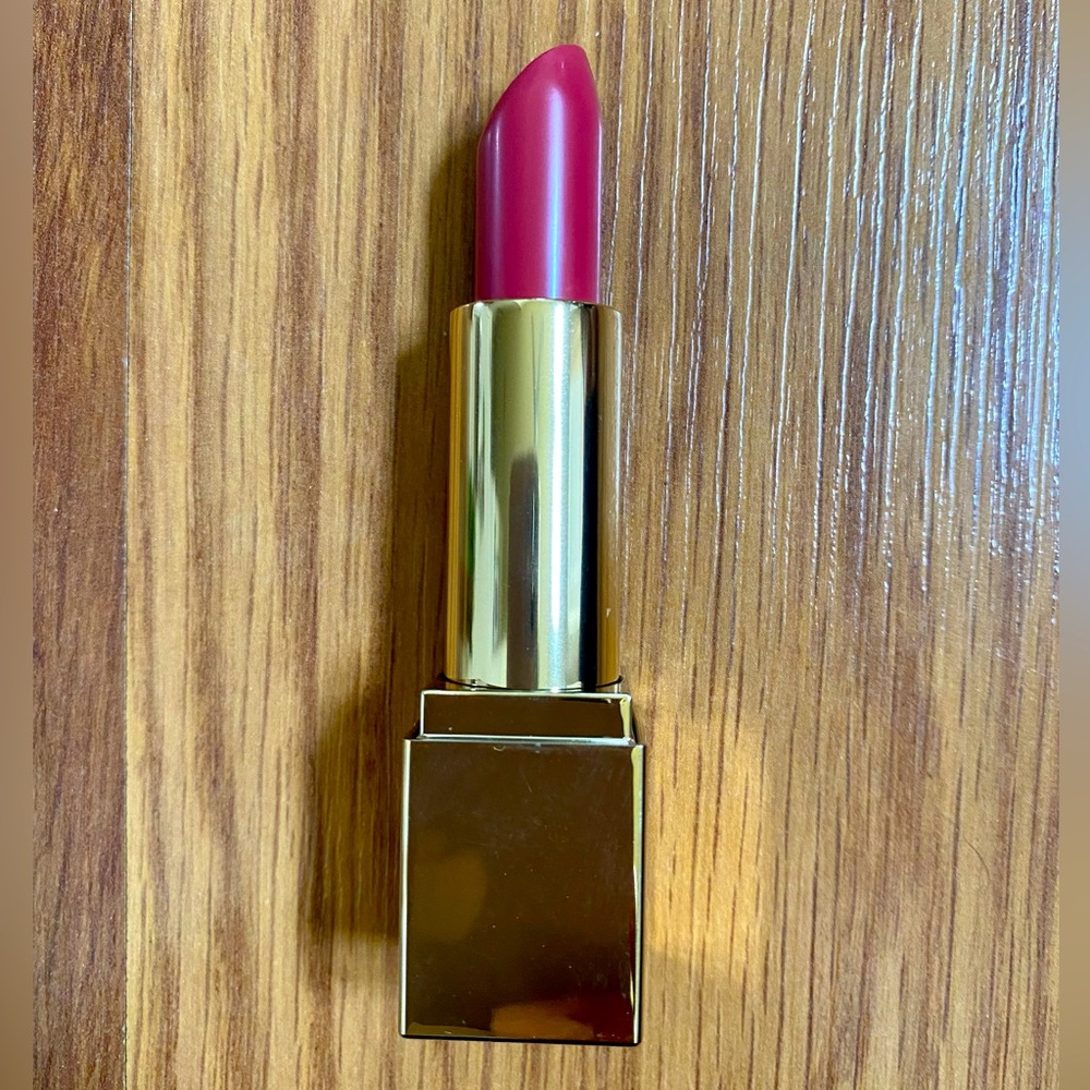 Estée Lauder New Lipstick